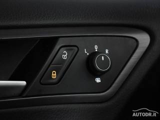 VOLKSWAGEN Golf Variant usata, con Sensori di parcheggio anteriori