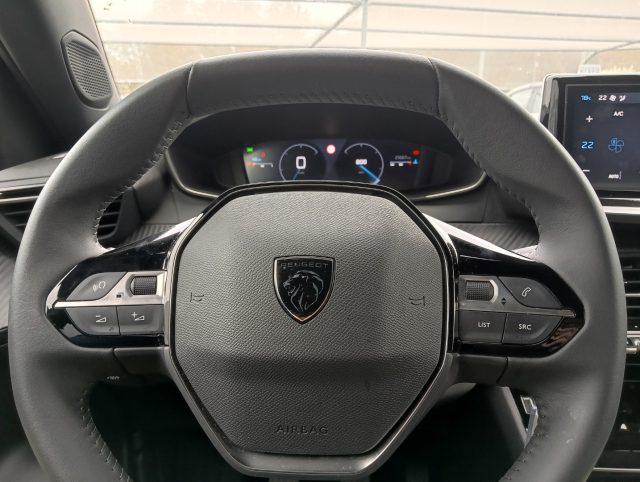 PEUGEOT 2008 usata, con Autoradio