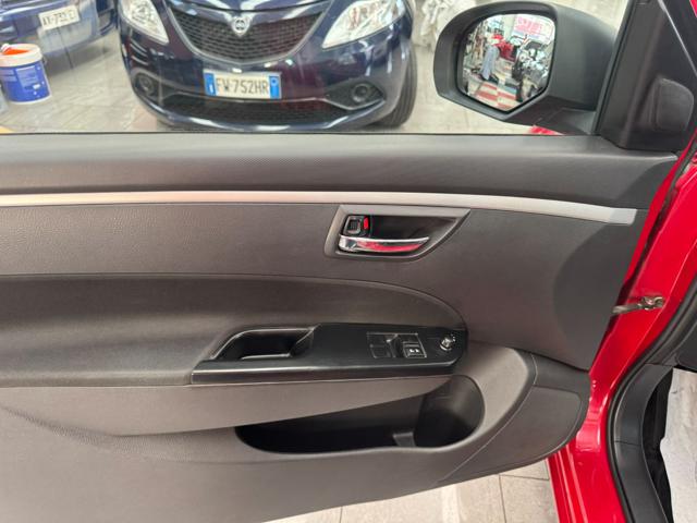 SUZUKI Swift usata, con Sedile posteriore sdoppiato