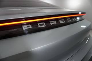 PORSCHE Taycan usata, con Bluetooth