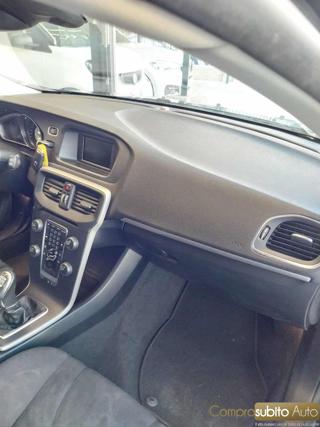 VOLVO V40 usata, con Sedile posteriore sdoppiato