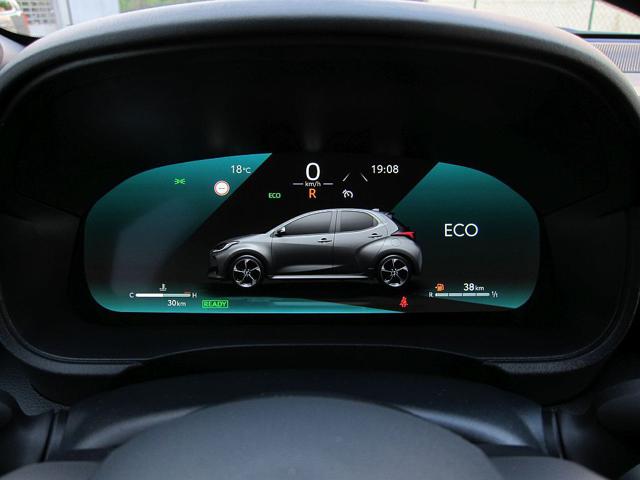 TOYOTA Yaris usata, con Start/Stop Automatico