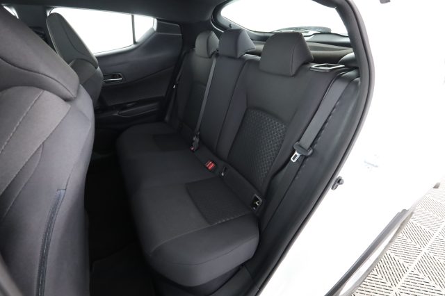 TOYOTA C-HR usata 3