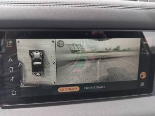 LAND ROVER Defender usata, con Controllo trazione