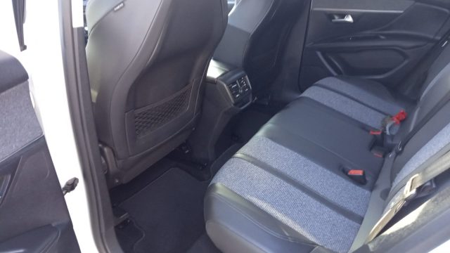 PEUGEOT 3008 usata, con Bracciolo