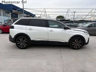 PEUGEOT 5008 usata, con Chiusura centralizzata