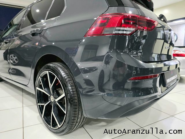 VOLKSWAGEN Golf usata, con Fari LED