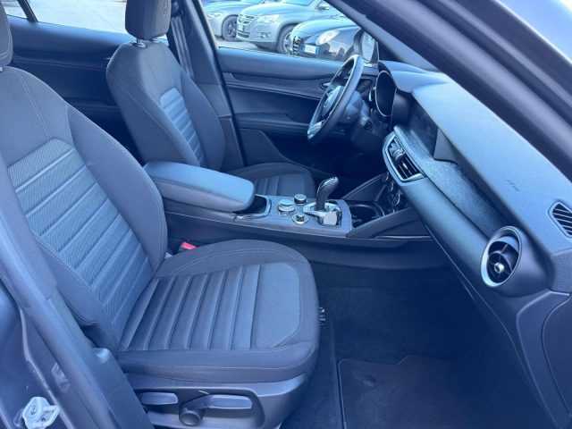 ALFA ROMEO Stelvio usata, con Sistema di navigazione