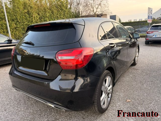 MERCEDES-BENZ A 200 usata, con Alzacristalli elettrici