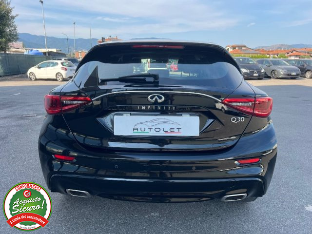 INFINITI Q30 usata, con Controllo automatico clima
