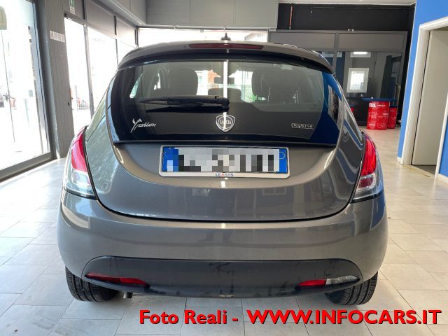 LANCIA Ypsilon usata, con ESP