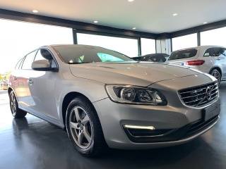 VOLVO V60 usata, con Sensori di parcheggio posteriori