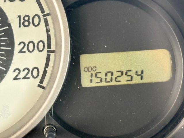 MAZDA 2 usata, con Sedile posteriore sdoppiato