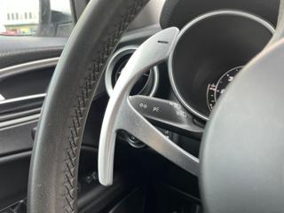 ALFA ROMEO Stelvio usata, con Regolazione elettrica sedili