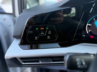 VOLKSWAGEN Golf usata, con Sensori di parcheggio posteriori