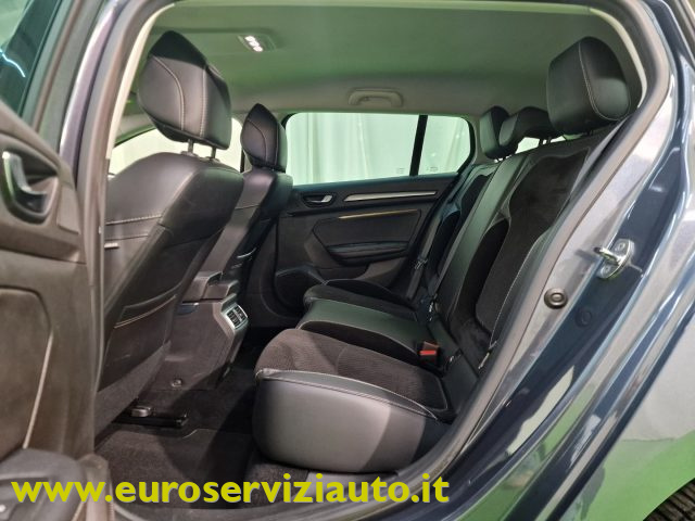 RENAULT Megane usata, con Sensori di parcheggio anteriori