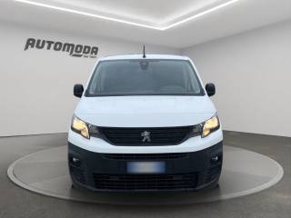 PEUGEOT Partner usata, con Autoradio digitale