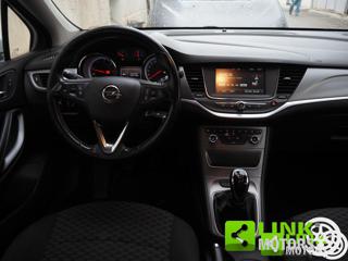 OPEL Astra usata, con Sedili riscaldati
