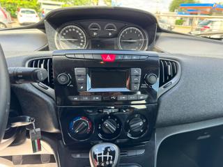 LANCIA Ypsilon usata, con Sedile posteriore sdoppiato