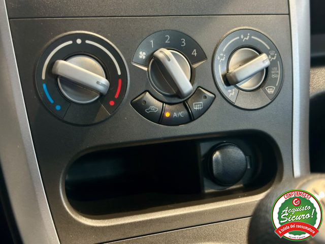 OPEL Agila usata, con Climatizzatore