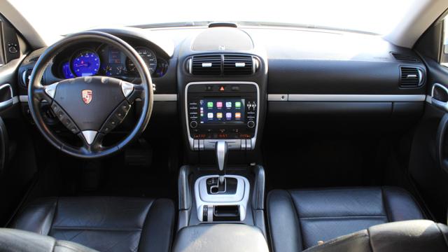 PORSCHE Cayenne usata, con Autoradio