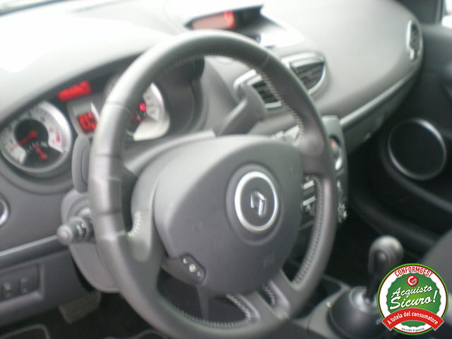 RENAULT Clio usata 14