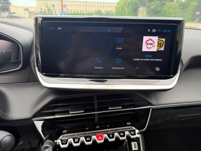 PEUGEOT 208 usata, con Sensori di parcheggio posteriori