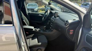 MERCEDES-BENZ B 180 usata 20