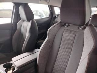 PEUGEOT 3008 usata, con Sensori di parcheggio posteriori