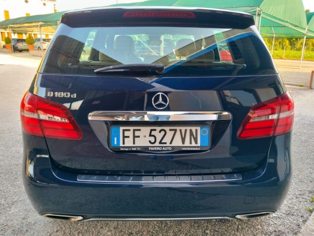 MERCEDES-BENZ B 180 usata, con Alzacristalli elettrici