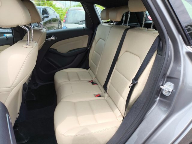 MERCEDES-BENZ B 180 usata 6