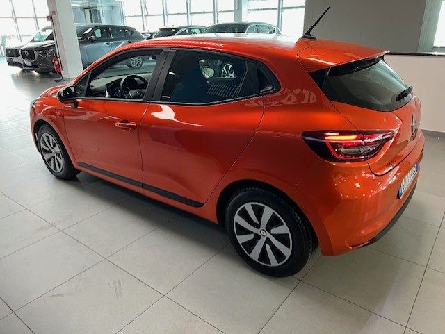 RENAULT Clio usata, con Autoradio