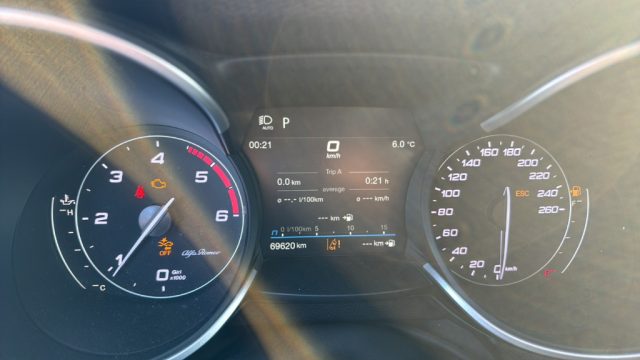 ALFA ROMEO Stelvio usata, con Chiusura centralizzata