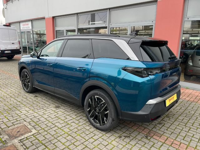 PEUGEOT 5008 usata, con Autoradio