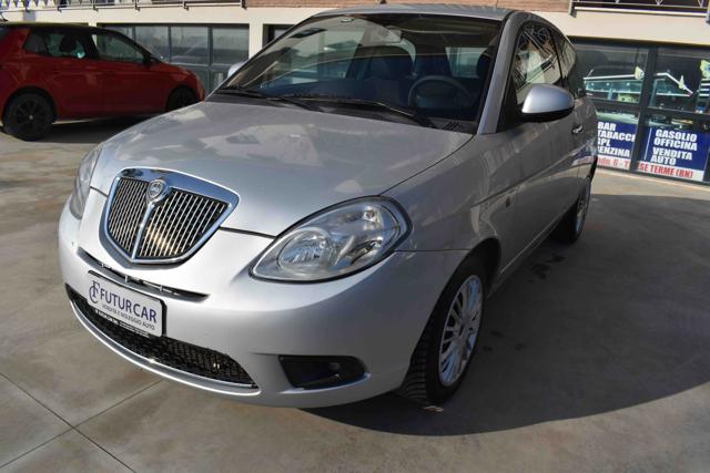 LANCIA Ypsilon usata, con Airbag