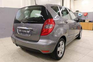 MERCEDES-BENZ A 150 usata, con Autoradio