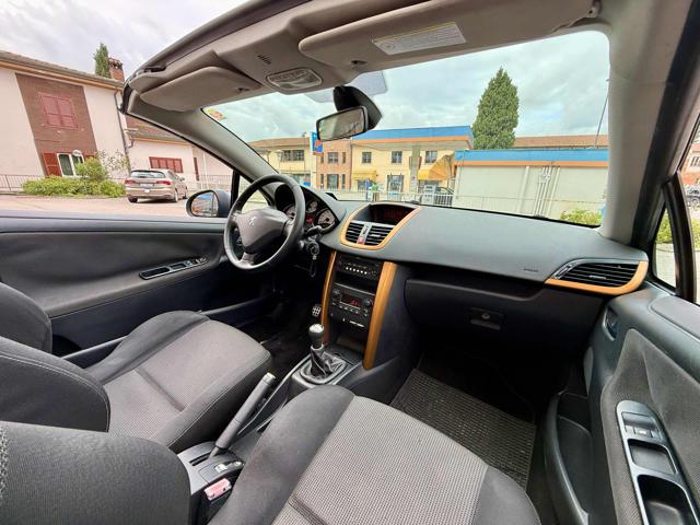 PEUGEOT 207 usata, con Fari LED