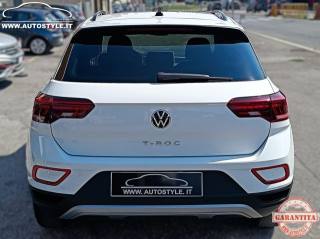 VOLKSWAGEN T-Roc usata 48