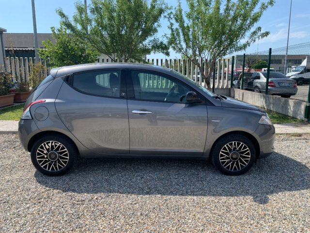 LANCIA Ypsilon usata, con Airbag Passeggero