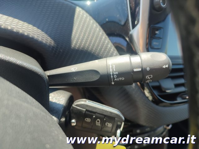 PEUGEOT 2008 usata 25