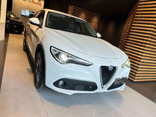 ALFA ROMEO Stelvio usata, con Autoradio