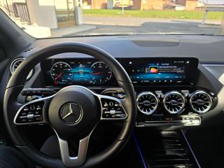 MERCEDES-BENZ GLA 200 usata, con Chiusura centralizzata