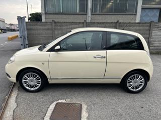 LANCIA Ypsilon usata, con Sedile posteriore sdoppiato