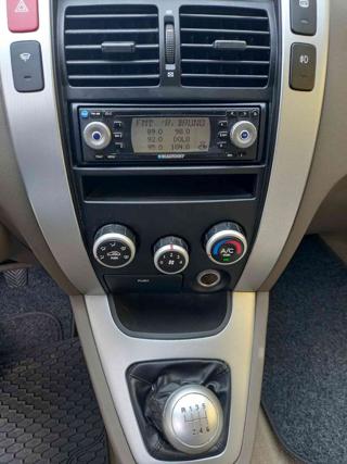 HYUNDAI Tucson usata 21