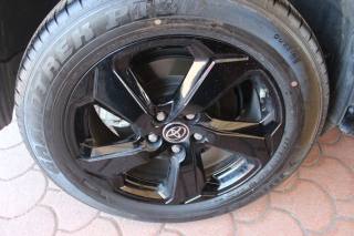 TOYOTA RAV 4 usata, con Fari LED