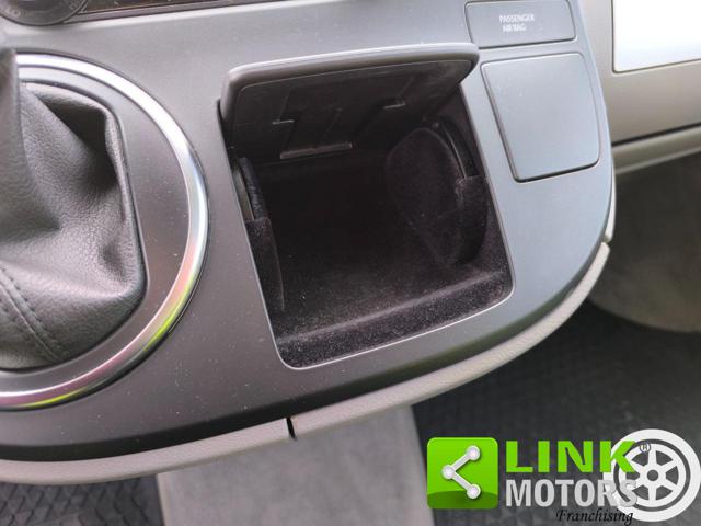 VOLKSWAGEN T5 usata, con Touch screen