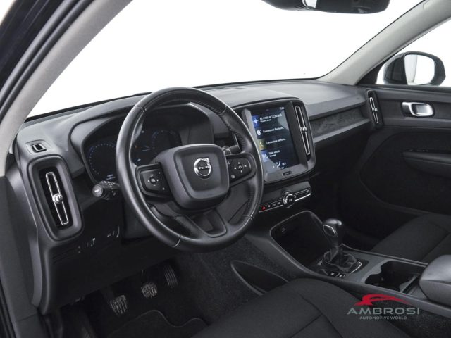 VOLVO XC40 usata 7