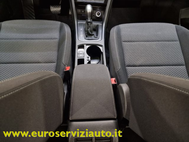 VOLKSWAGEN Touran usata, con MP3