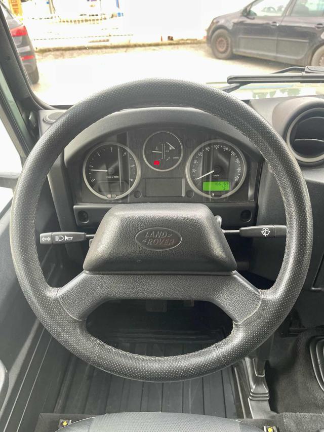 LAND ROVER Defender usata 13