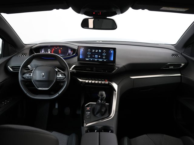 PEUGEOT 3008 usata, con Volante in pelle